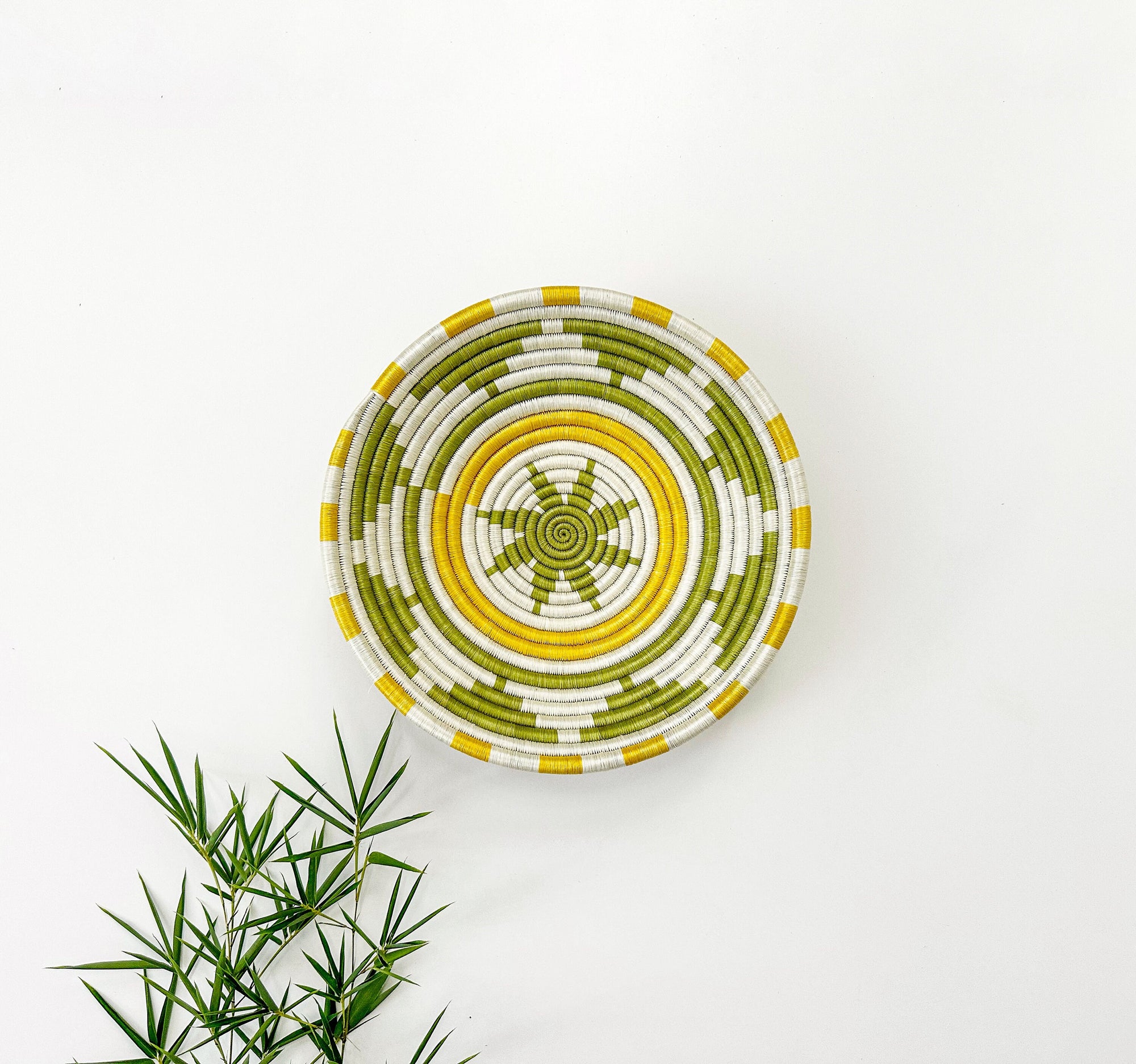 Green wall basket with star pattern - Wall Decor Basket