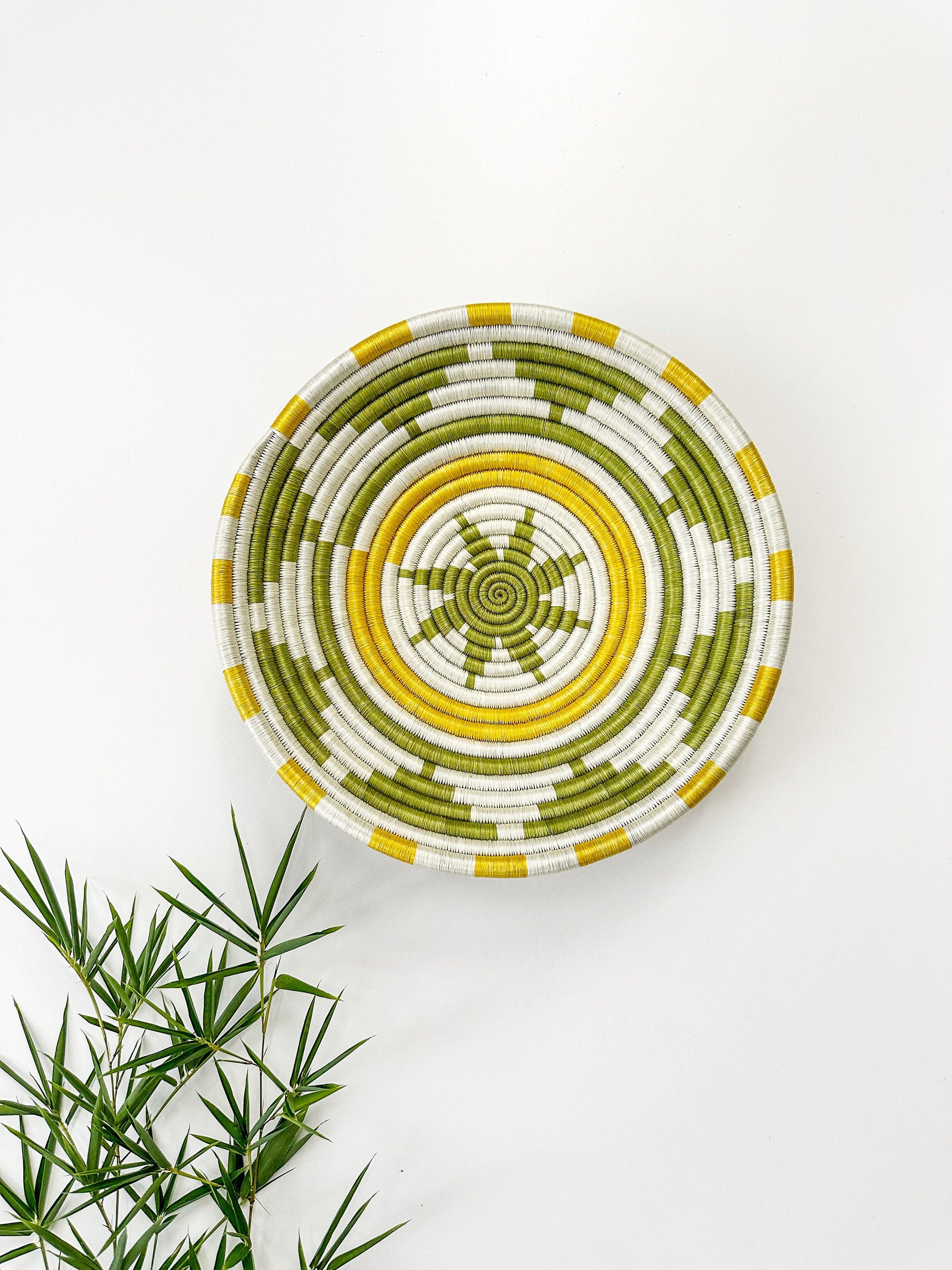 Green wall basket with star pattern - Wall Decor Basket