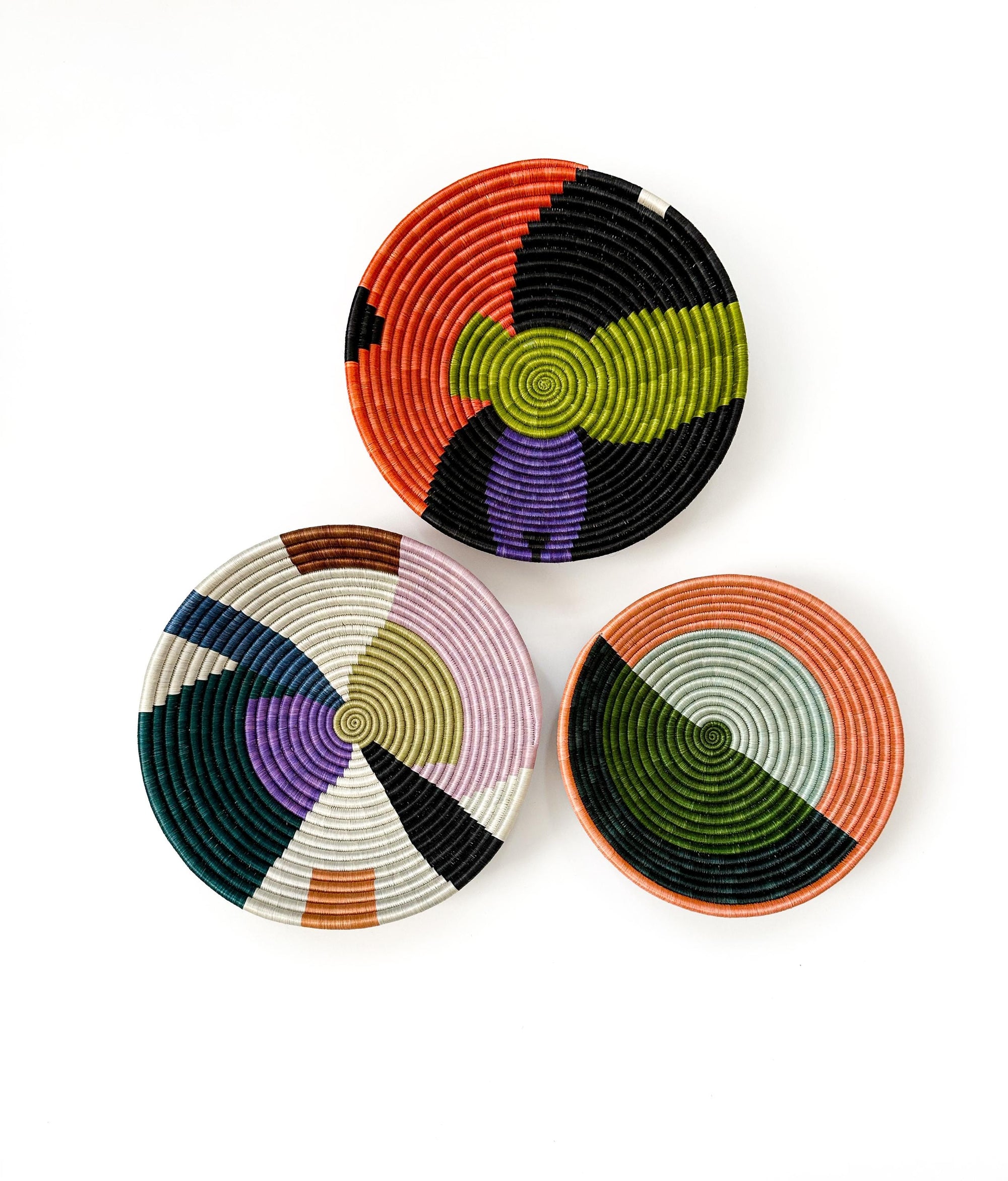 Colorful woven sisal baskets - Set of 3 Rwanda baskets