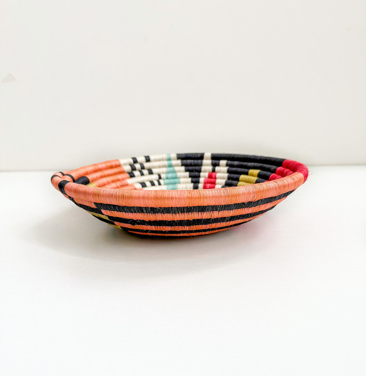 Kalisimbi African Basket- Handwoven Colorful