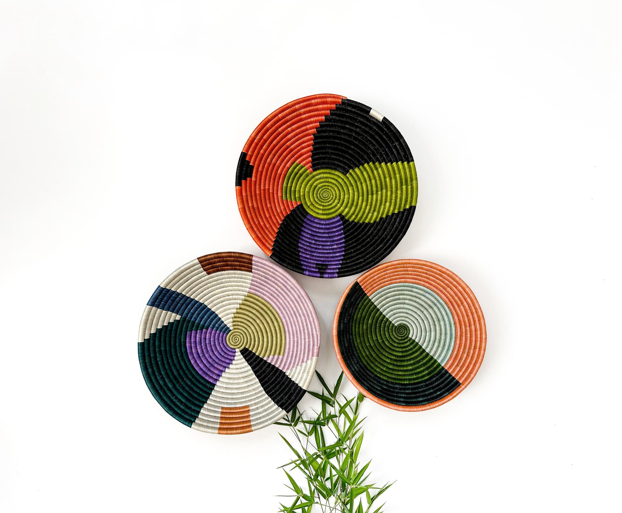 Colorful woven sisal baskets - Set of 3 Rwanda baskets
