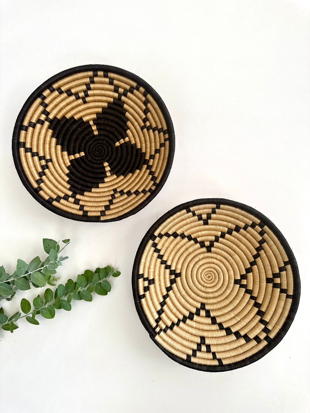 Brown and black woven baskets | Wall Basket set of 2