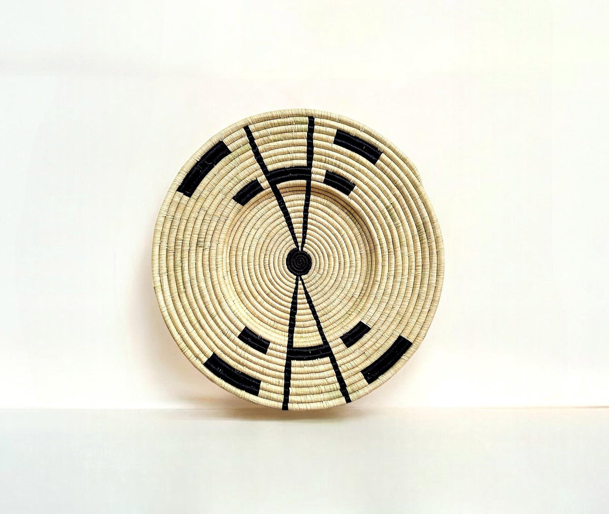 Raffia Wall Art, Wall  Basket Decor, Raffia Wall Hanging, African wall basket, woven wall decor Living room, Unique Tribal Housewarming Gift