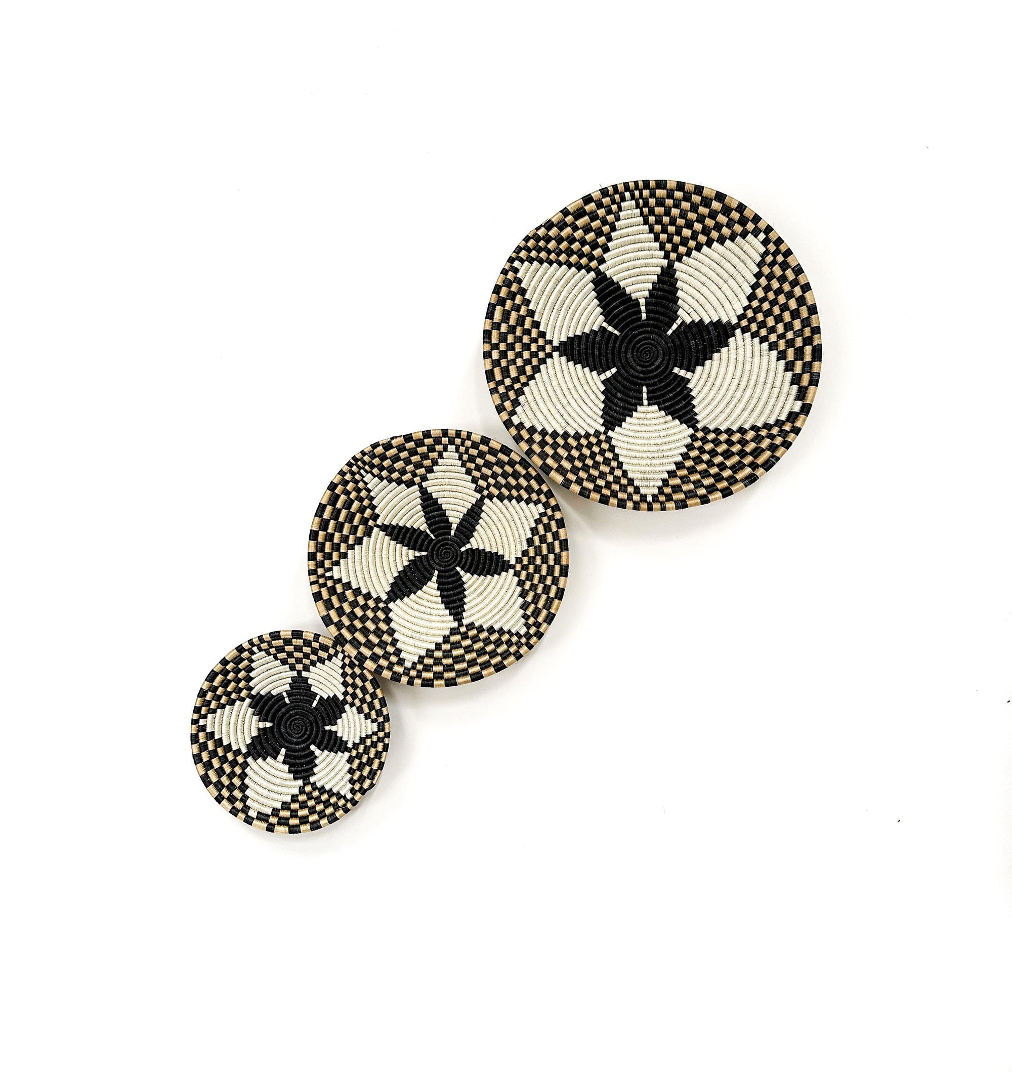 African Wall Basket Set: Star & Checkered Wall Decor